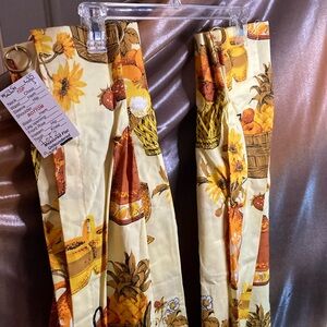 2 vintage drape panels. Yellow kitchen fruit and vases. 70’s. Unused. 410